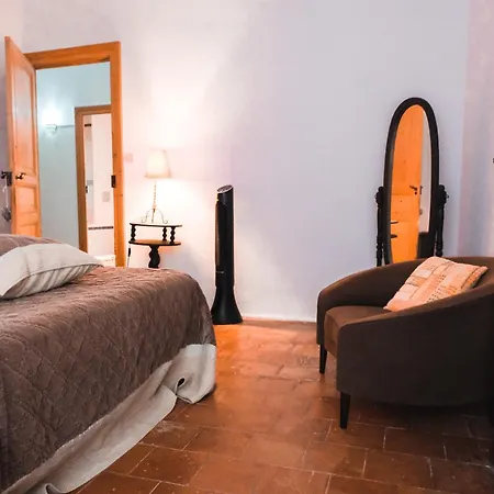 Prázdninový dům La Maison Spa, Piscine Et Climatisation *