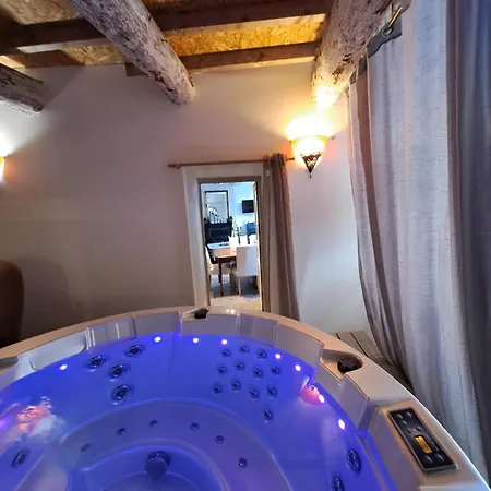 Prázdninový dům La Maison Spa, Piscine Et Climatisation Sainte-Valière