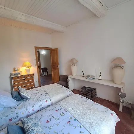 Prázdninový dům La Maison Spa, Piscine Et Climatisation